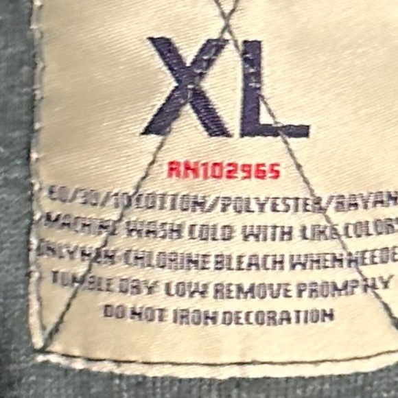 University of Notre Dame Quarter Zip - Picture 4 of 4